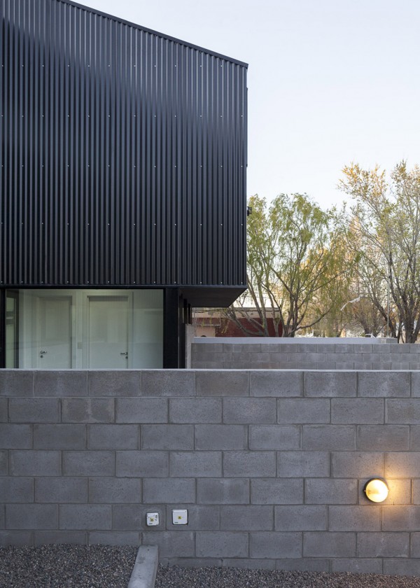 Calle Roca by Galvez Autunno Arquitectos in Santa Cruz, Argentina