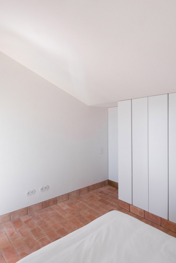 Casa Modesta by PAr