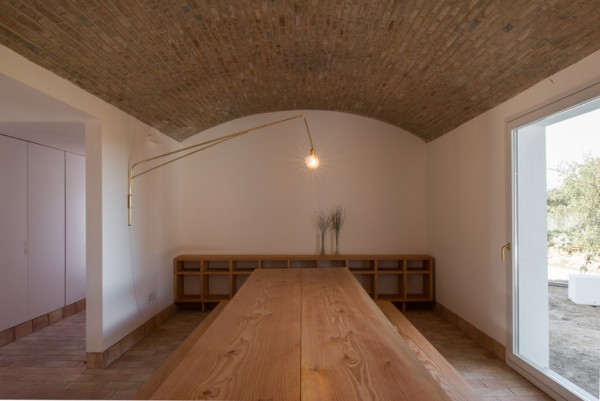 Casa Modesta by PAr