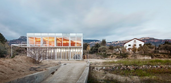 Casa OE by Fake Industries Architectural Agonism and Aixopluc