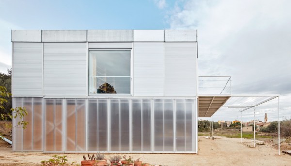 Casa OE by Fake Industries Architectural Agonism and Aixopluc