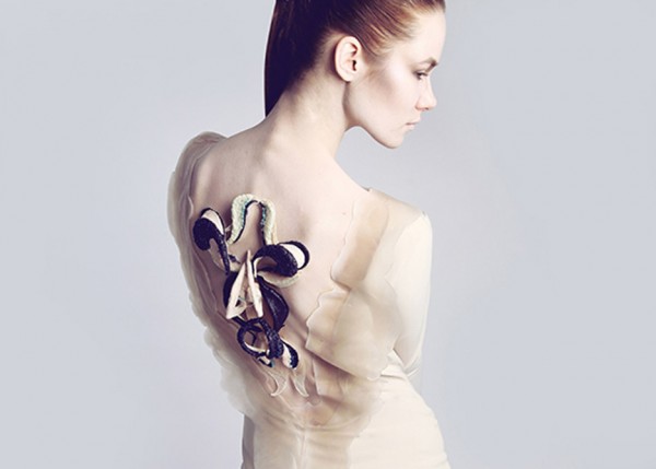 Back Piece from Biological Atelier AW 2082 ‘Bio Nouveau’ Collection by Amy Congdon, 2014. Photograph by Lorna Jane Newman, courtesy of the designer