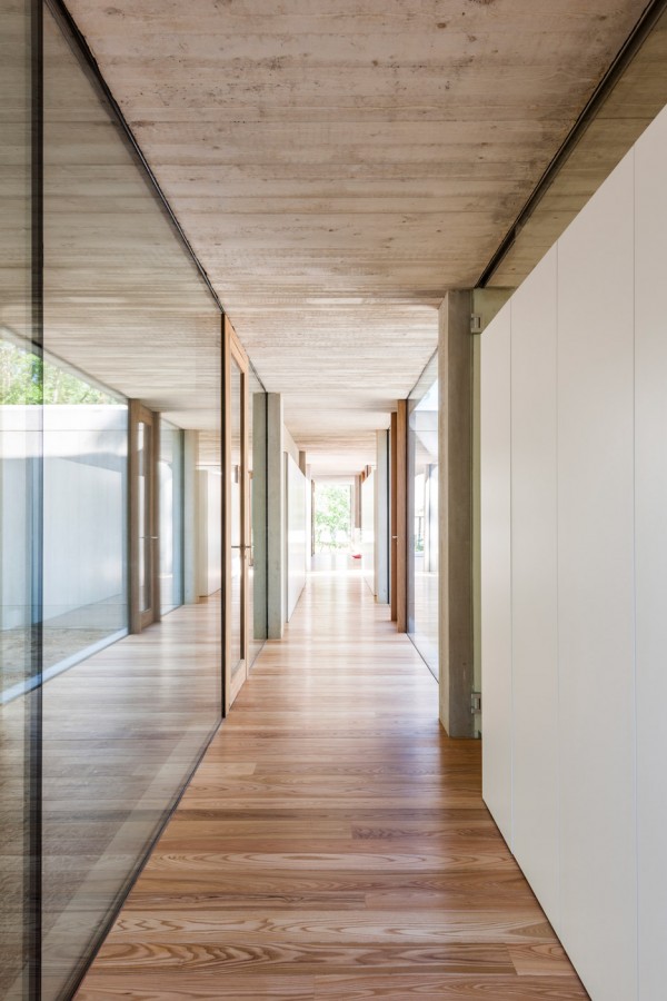 concrete-sculpture-woods_sculp-it-architecten_dezeen_a 936