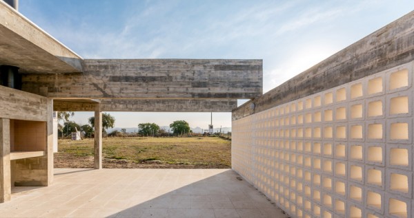 Corzuelas House by Tectum
