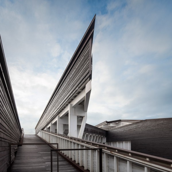 Cultural Center by ARX Portugal