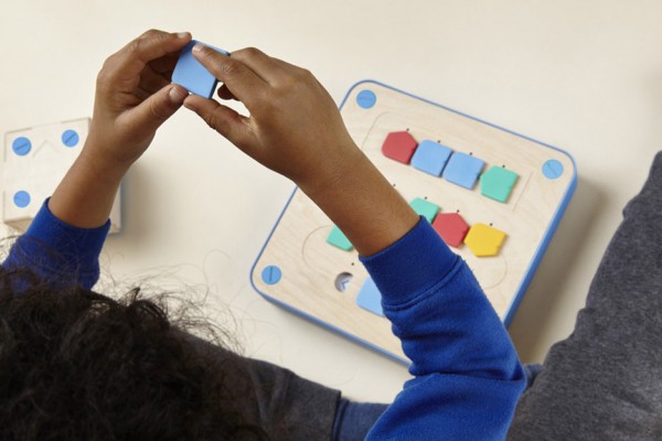 Cubetto wooden coding kit for children