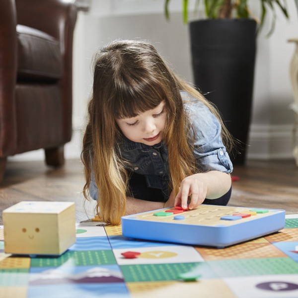 Cubetto wooden coding kit for children