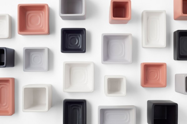 Cubic pet goods by Nendo