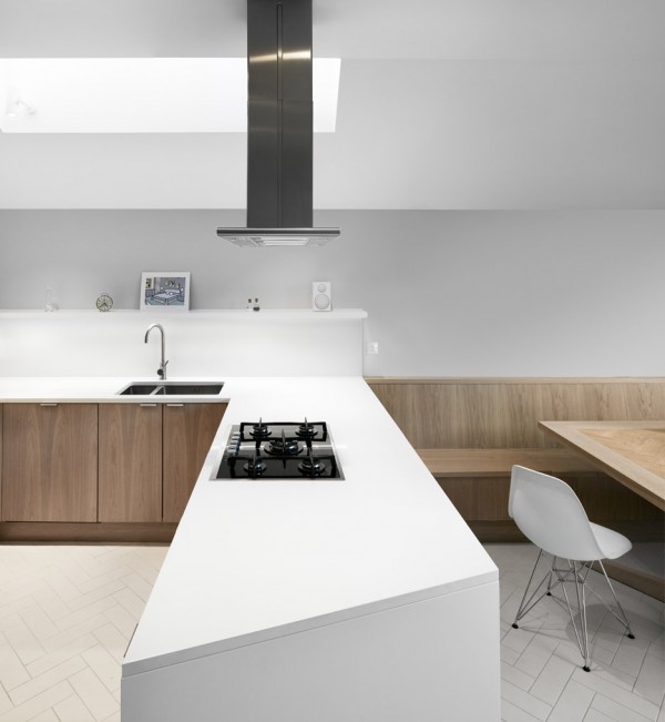 Facet House by Platform 5 Architects