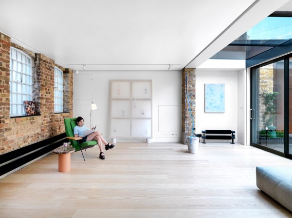 Gallery House by Threefold Architects
