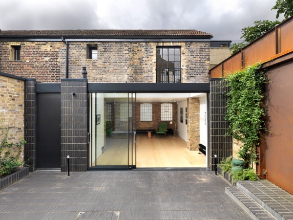 Gallery House by Threefold Architects