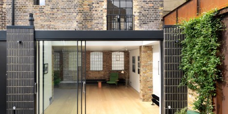 Gallery House by Threefold Architects
