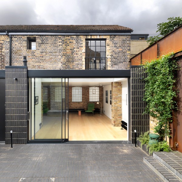 Gallery House by Threefold Architects