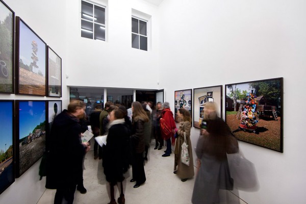 gallery-house-threefold-architects-bethnal-green-exhibition-space_dezeen_936_2