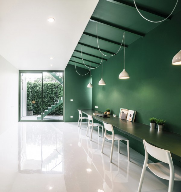 Green 26 by Anonymstudio