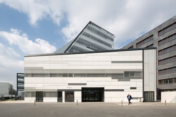 Hexagone Balard by Agence Nicolas Michelin & Associates