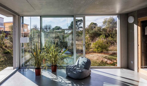 House 1217 in Girona by HARQUITECTES