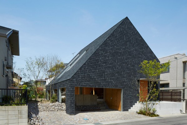 House in Anjo by Suppose Design Office