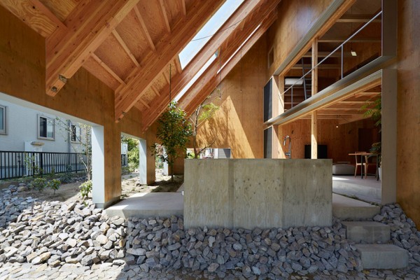 House in Anjo by Suppose Design Office