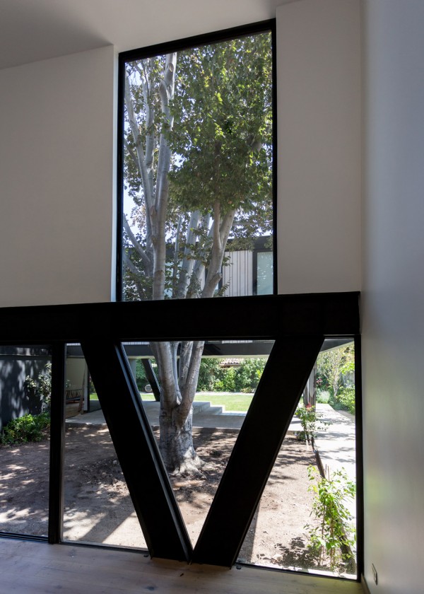 House LG by Gregorio Brugnoli Errázuriz