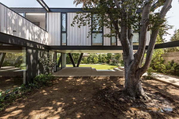 House LG by Gregorio Brugnoli Errázuriz