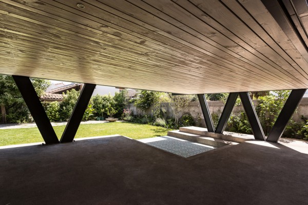 House LG by Gregorio Brugnoli Errázuriz