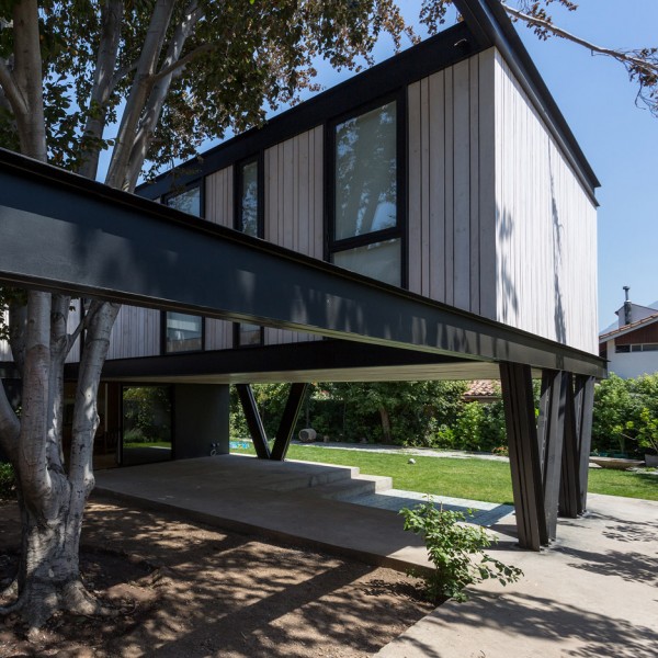 House LG by Gregorio Brugnoli Errázuriz