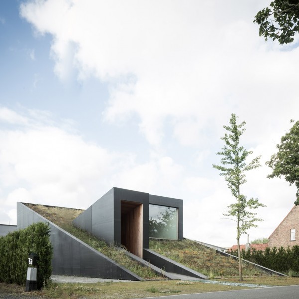 House PIBO by Oyo Architects in Maldegem, Belgium