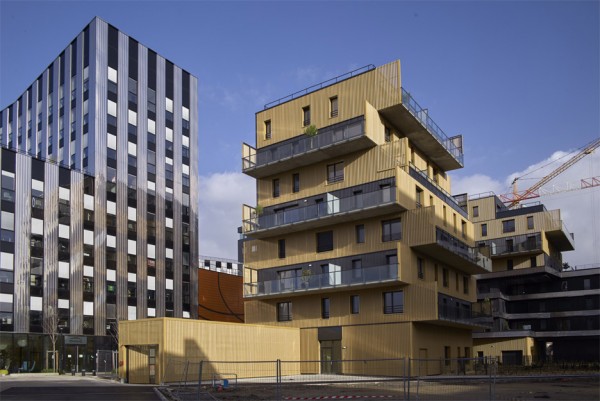 Inoxia Building by Christophe Rousselle
