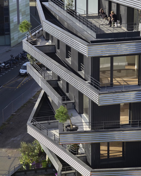 Inoxia Building by Christophe Rousselle