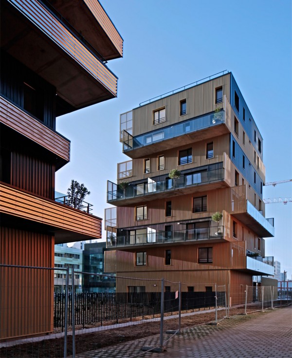 Inoxia Building by Christophe Rousselle
