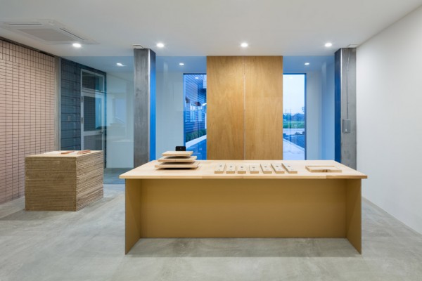 Japanese traditional Blacksmithing knife factory showroom by Yusuke Seki Design Studio