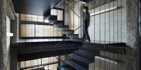 K8 by Florian Busch