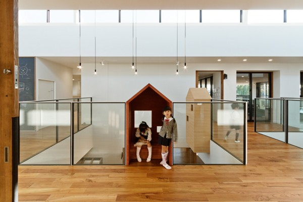 Kindergarten by Hibinosekkei and Youji no Shiro