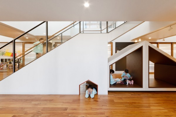 Kindergarten by Hibinosekkei and Youji no Shiro
