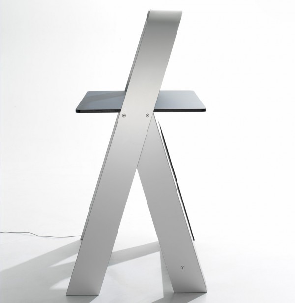 Light Light Desk- Torafu Architects