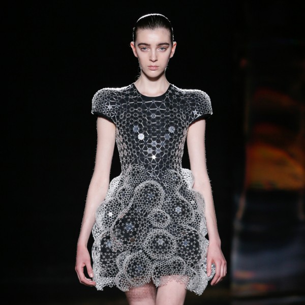 Iris van Herpen AW2016 presentation