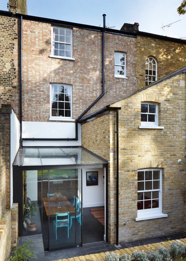 Mile End house extension by HÛT