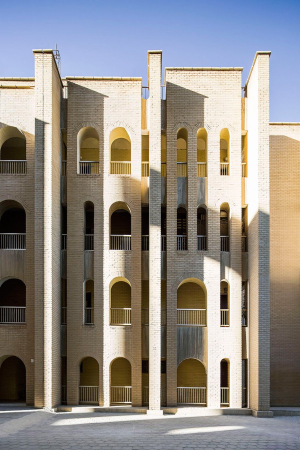 modern-architecture-in-kuwait-nelson-garrido-photography_dezeen_936_3