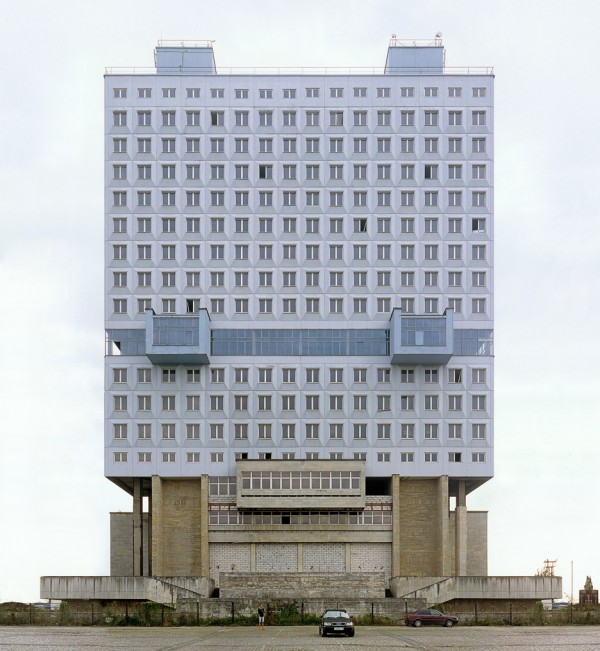 Modern Forms photography series by Nicolas Grospierre