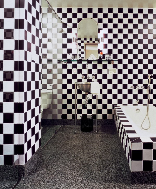 Palladium Morgans Hotel in New York City by Ian Schrager. Photograph courtesy of Ian Schrager company in New York City