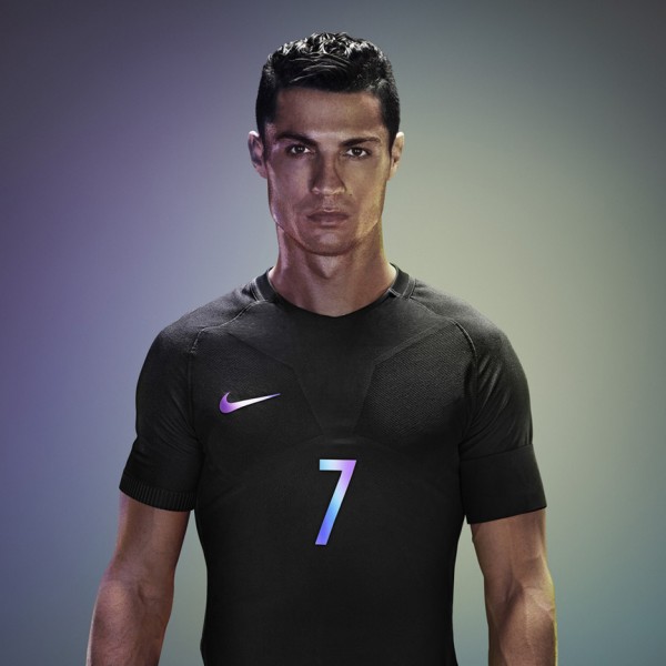 nike-vaporkit-dezeen-936_05