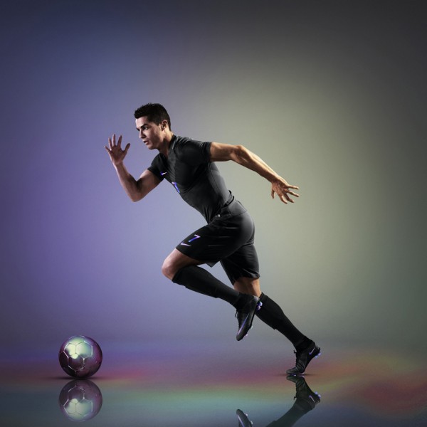 AeroSwift Vapor Football Kit