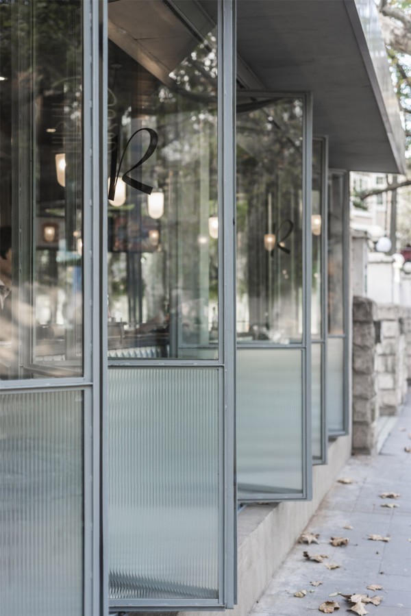 Rachel's Burger restaurant by Neri&Hu