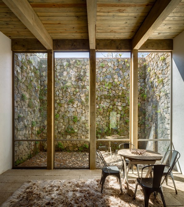 Santana House by CC Arquitectos