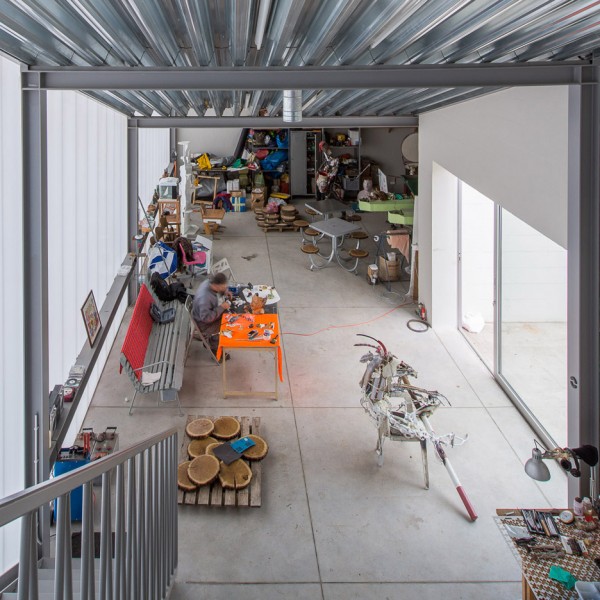 sculptor-studio-pawel-althamer-warsaw-poland-piotr-brzoza-architekten-projekt-praga-jakub-certowicz_dezeen_936_6
