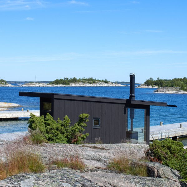 Small houses far out in the archipelago of Stockholm by Margen Wigow Arkitektkontor