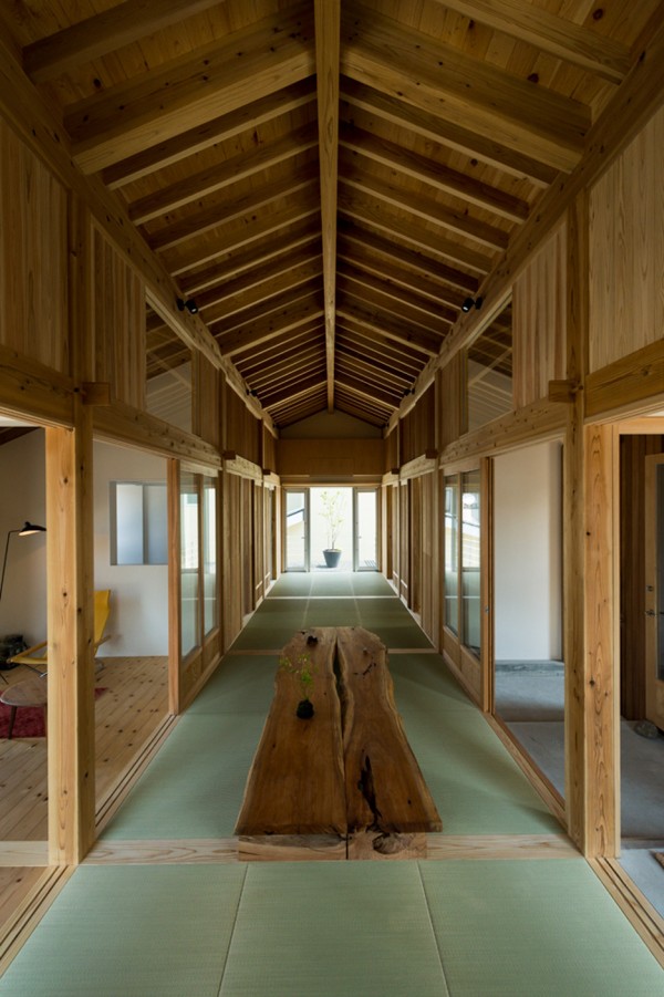 Inari House by Tokmoto Architectures Room in Niigata City, Japan