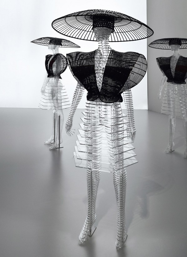 Tokujin Yoshioka mannequins for Issey Miyake