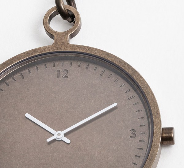 Axcent pocket watch by People People
